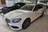 TipCars Mercedes Benz E220d T Avantgarde